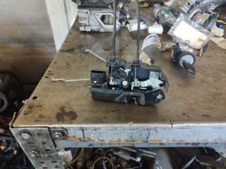 bontott CHEVROLET CAPTIVA Bal első Ajtózár