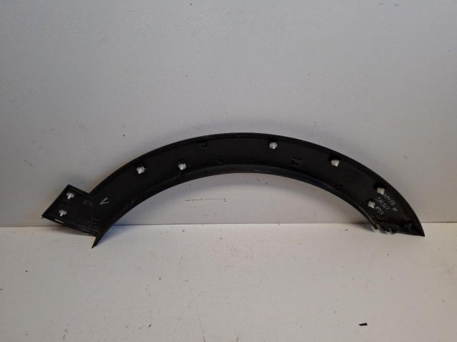 bontott CHEVROLET CAPTIVA Bal első Sárvédő Szélesítő