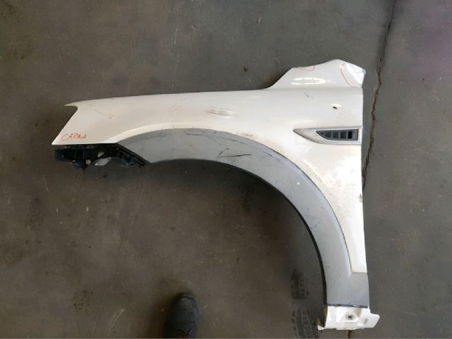 bontott CHEVROLET CAPTIVA Bal első Sárvédő