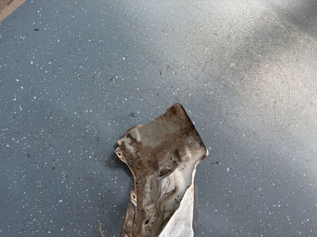 bontott CHEVROLET CAPTIVA Bal első Sárvédő