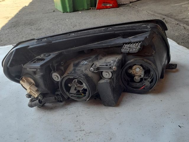 bontott CHEVROLET CAPTIVA Bal Fényszóró