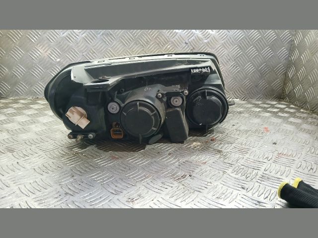 bontott CHEVROLET CAPTIVA Bal Fényszóró