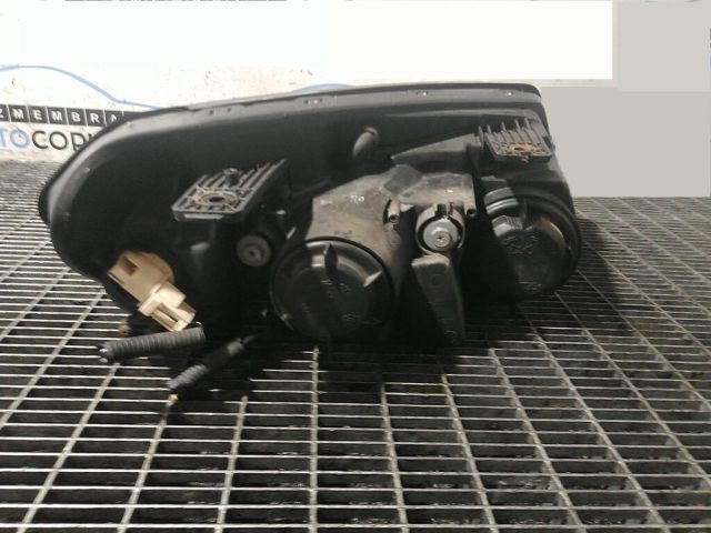 bontott CHEVROLET CAPTIVA Bal Fényszóró