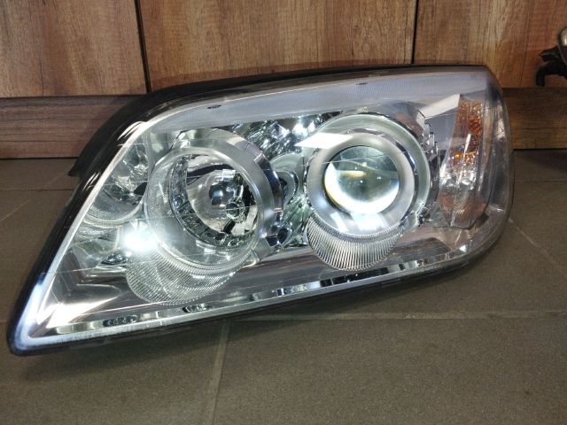 bontott CHEVROLET CAPTIVA Bal Fényszóró