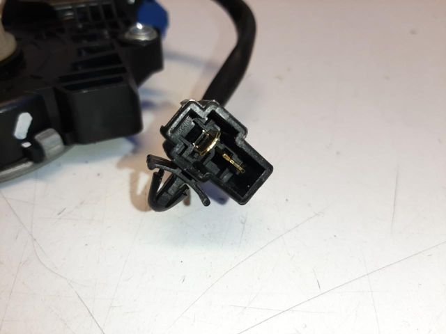 bontott CHEVROLET CAPTIVA Bal hátsó Ablakemelő Motor