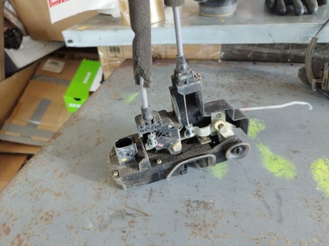 bontott CHEVROLET CAPTIVA Bal hátsó Ajtózár