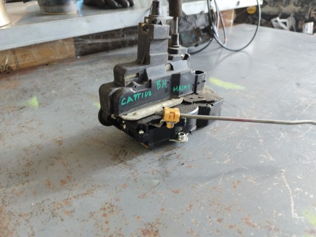 bontott CHEVROLET CAPTIVA Bal hátsó Ajtózár