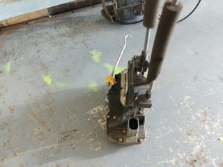 bontott CHEVROLET CAPTIVA Bal hátsó Ajtózár