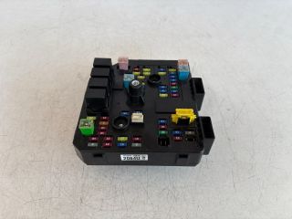 bontott CHEVROLET CAPTIVA Biztosítéktábla Utastér