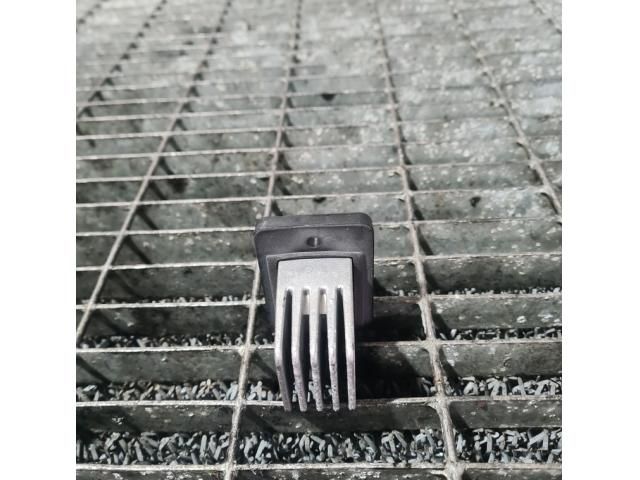 bontott CHEVROLET CAPTIVA Előtét Ellenállás Fűtőmotor