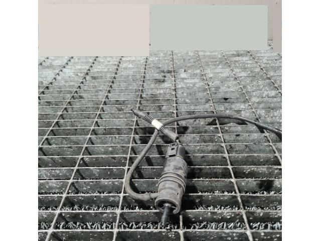 bontott CHEVROLET CAPTIVA Első Ablakmosó Szivattyú