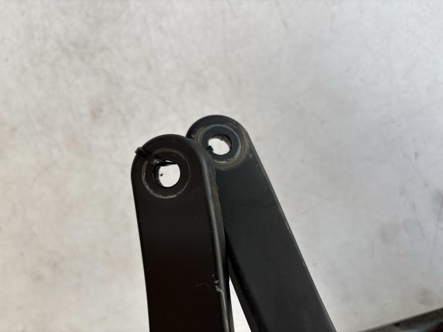 bontott CHEVROLET CAPTIVA Első Ablaktörlő Kar