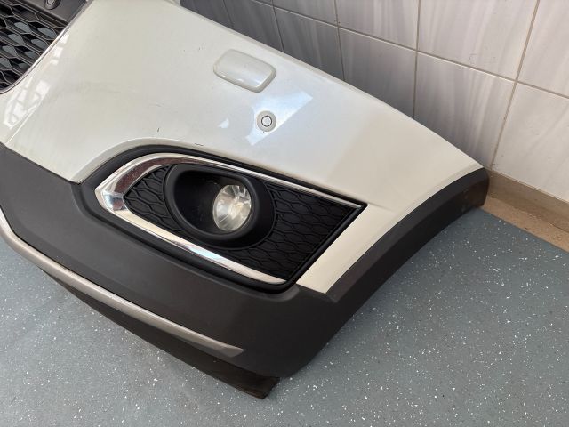 bontott CHEVROLET CAPTIVA Első Lökhárító (Részeivel)