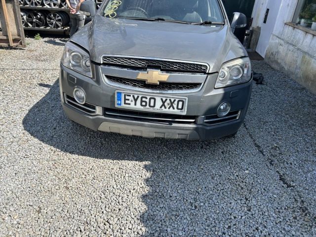 bontott CHEVROLET CAPTIVA Első Lökhárító (Üresen)