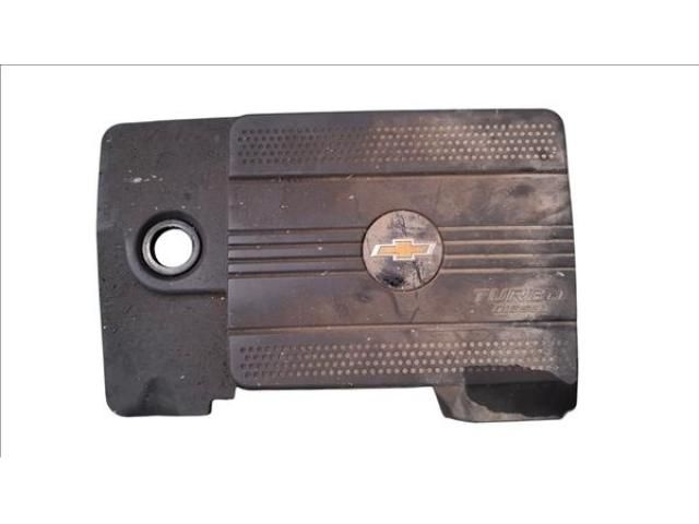 bontott CHEVROLET CAPTIVA Felső Hűtőburkolat