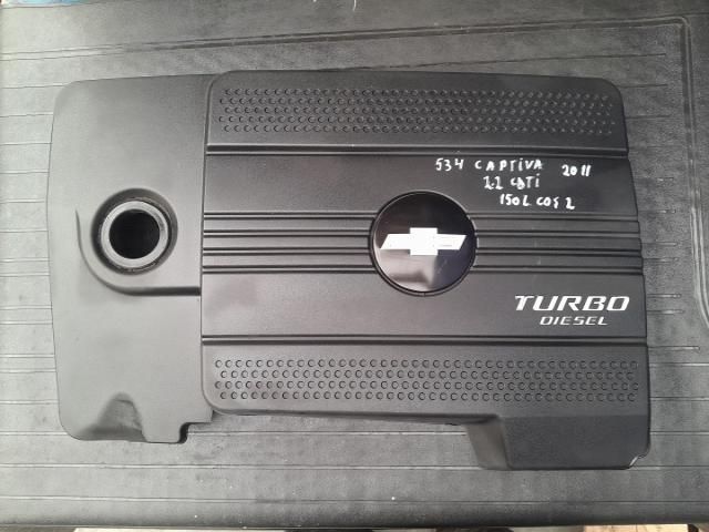 bontott CHEVROLET CAPTIVA Felső Hűtőburkolat