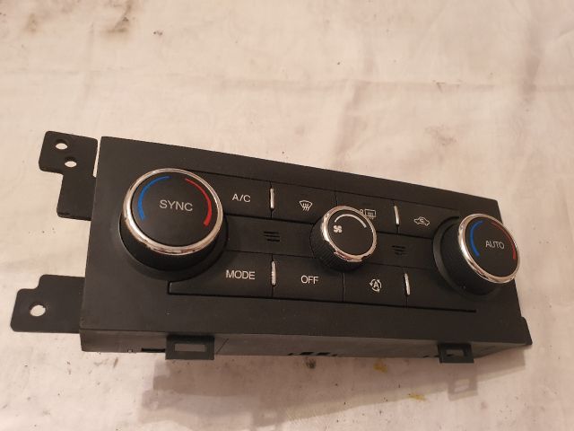 bontott CHEVROLET CAPTIVA Fűtéskapcsoló (digit klímás)