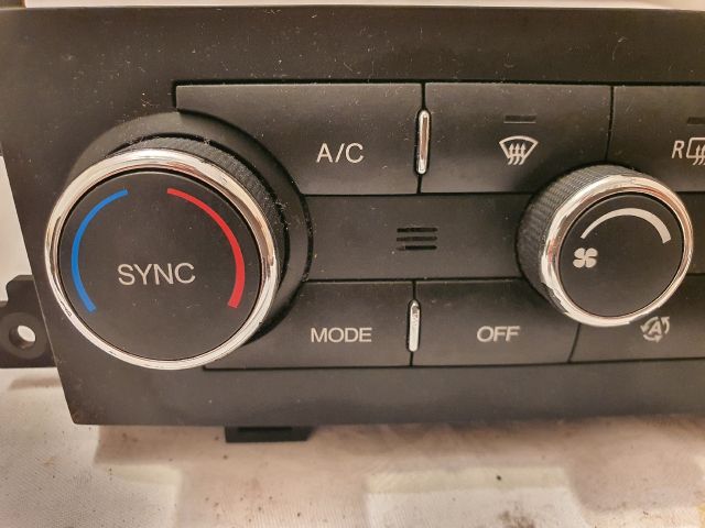 bontott CHEVROLET CAPTIVA Fűtéskapcsoló (digit klímás)