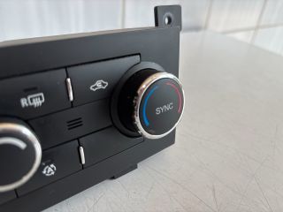 bontott CHEVROLET CAPTIVA Fűtéskapcsoló (digit klímás)