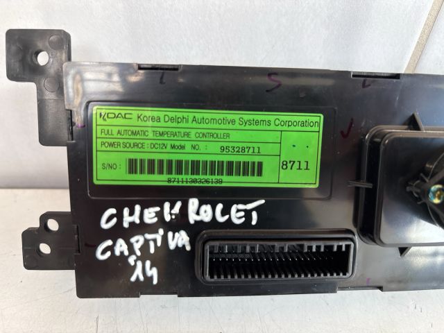 bontott CHEVROLET CAPTIVA Fűtéskapcsoló (digit klímás)
