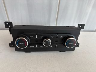 bontott CHEVROLET CAPTIVA Fűtéskapcsoló (digit klímás)