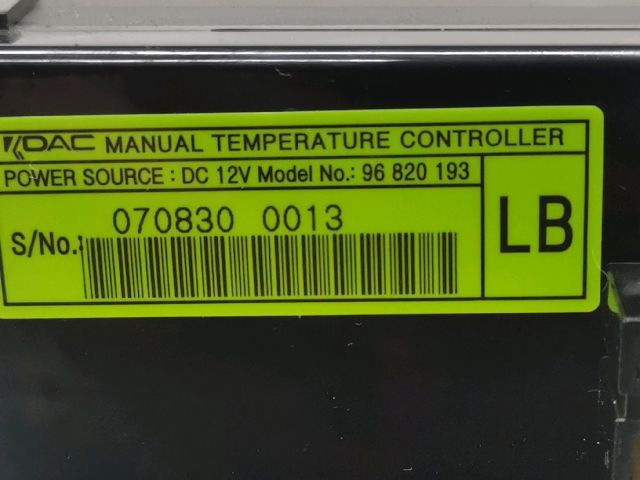 bontott CHEVROLET CAPTIVA Fűtéskapcsoló (manuális klímás)