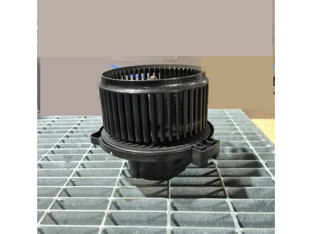 bontott CHEVROLET CAPTIVA Fűtőmotor (Klímás)