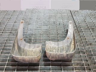 bontott CHEVROLET CAPTIVA Hátsó Sárvédő Gumi Pár