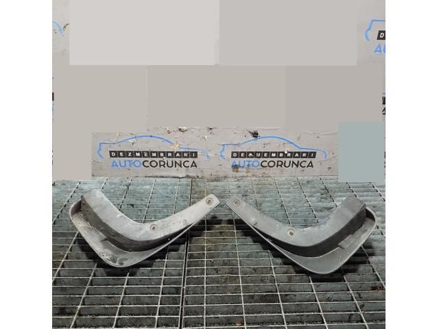 bontott CHEVROLET CAPTIVA Hátsó Sárvédő Gumi Pár