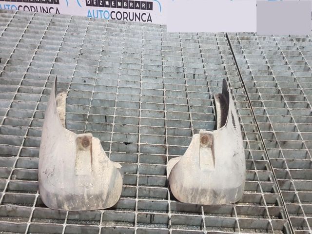 bontott CHEVROLET CAPTIVA Hátsó Sárvédő Gumi Pár