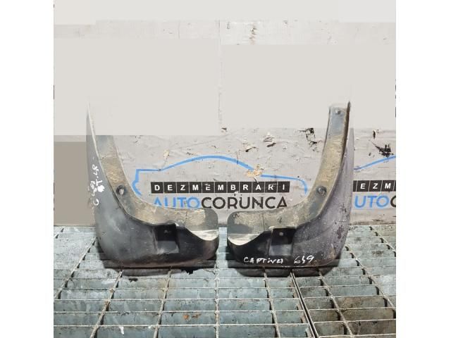 bontott CHEVROLET CAPTIVA Hátsó Sárvédő Gumi Pár