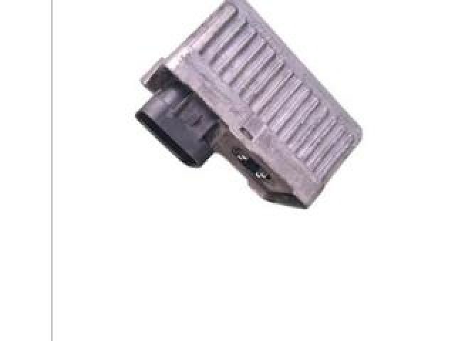 bontott CHEVROLET CAPTIVA Izzító Relé