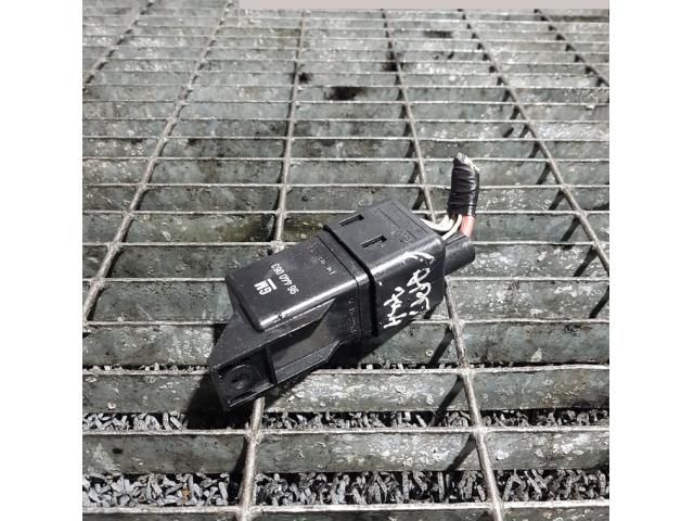 bontott CHEVROLET CAPTIVA Izzító Relé