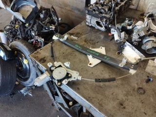 bontott CHEVROLET CAPTIVA Jobb első Ablakemelő Szerkezet (Elektromos)