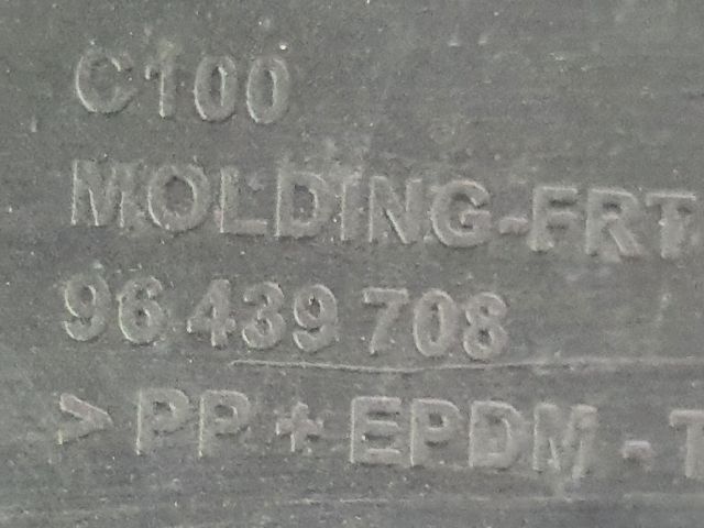 bontott CHEVROLET CAPTIVA Jobb első Ajtó Díszléc