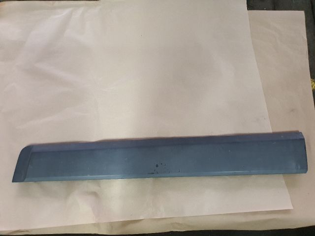 bontott CHEVROLET CAPTIVA Jobb első Ajtó Díszléc