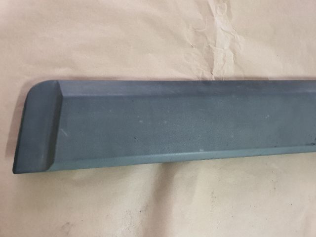 bontott CHEVROLET CAPTIVA Jobb első Ajtó Díszléc