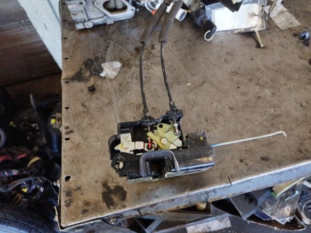 bontott CHEVROLET CAPTIVA Jobb első Ajtózár