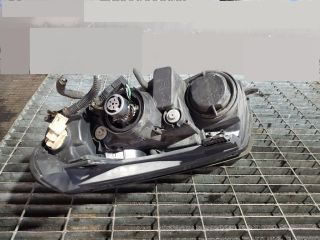 bontott CHEVROLET CAPTIVA Jobb Fényszóró