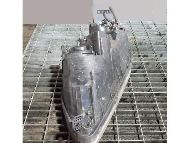 bontott CHEVROLET CAPTIVA Jobb Fényszóró