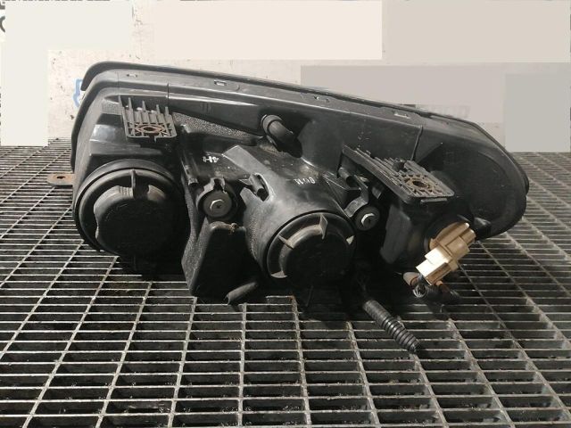 bontott CHEVROLET CAPTIVA Jobb Fényszóró