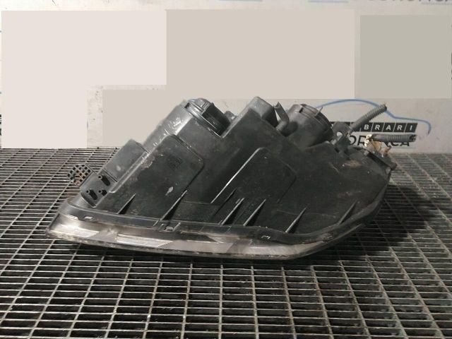 bontott CHEVROLET CAPTIVA Jobb Fényszóró