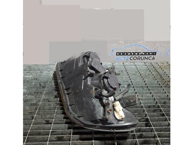 bontott CHEVROLET CAPTIVA Jobb Fényszóró