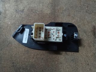 bontott CHEVROLET CAPTIVA Jobb hátsó Ablakemelő Kapcsoló