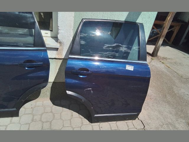 bontott CHEVROLET CAPTIVA Jobb hátsó Ajtó (Részeivel)