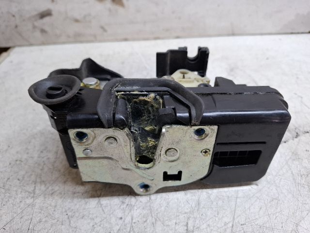 bontott CHEVROLET CAPTIVA Jobb hátsó Ajtózár