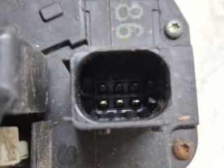 bontott CHEVROLET CAPTIVA Jobb hátsó Ajtózár