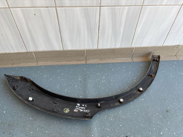 bontott CHEVROLET CAPTIVA Jobb hátsó Sárvédő Díszléc