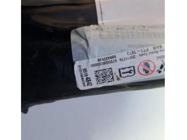 bontott CHEVROLET CAPTIVA Jobb Oldallégzsák