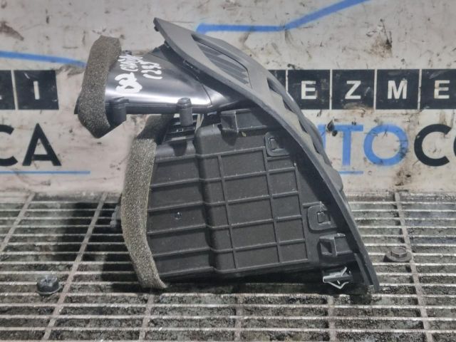 bontott CHEVROLET CAPTIVA Jobb Szellőző